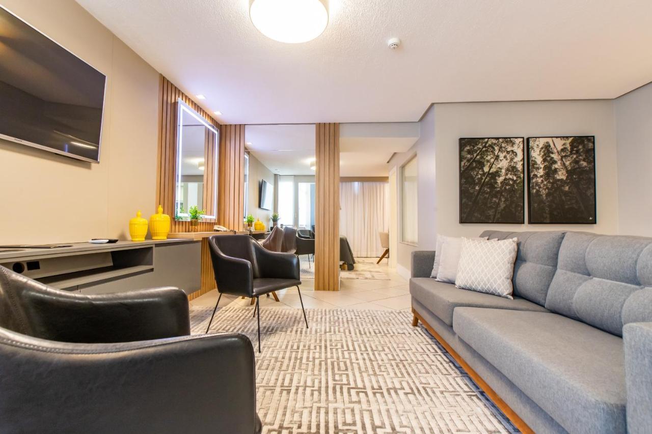 Delupo Hotel - Livin Studios Criciuma  Kültér fotó