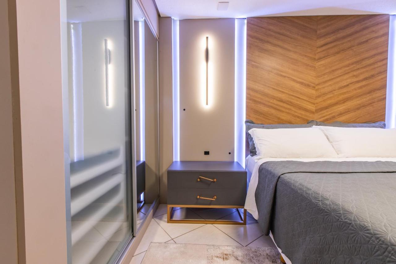 Delupo Hotel - Livin Studios Criciuma  Kültér fotó