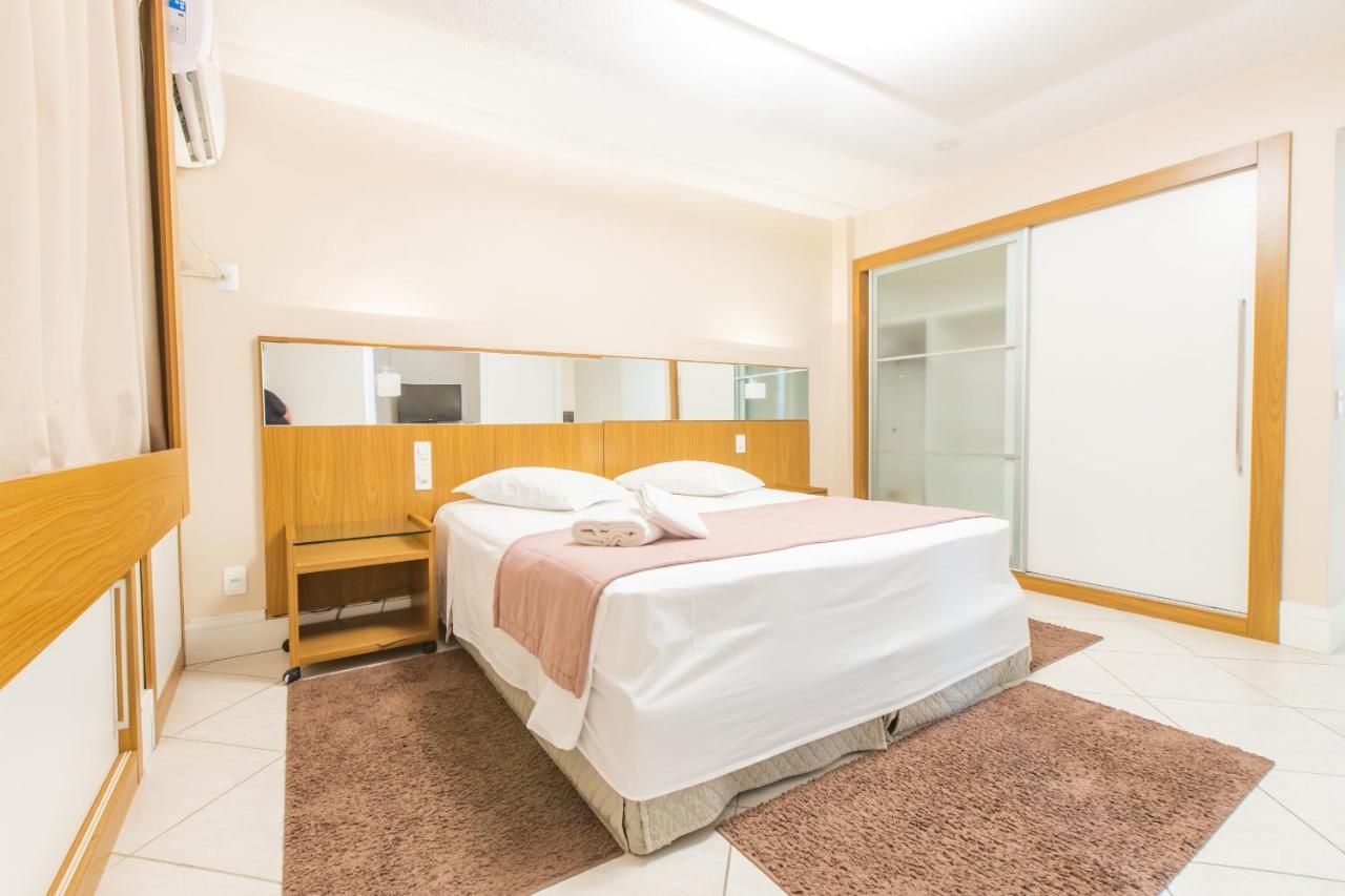 Delupo Hotel - Livin Studios Criciuma  Kültér fotó