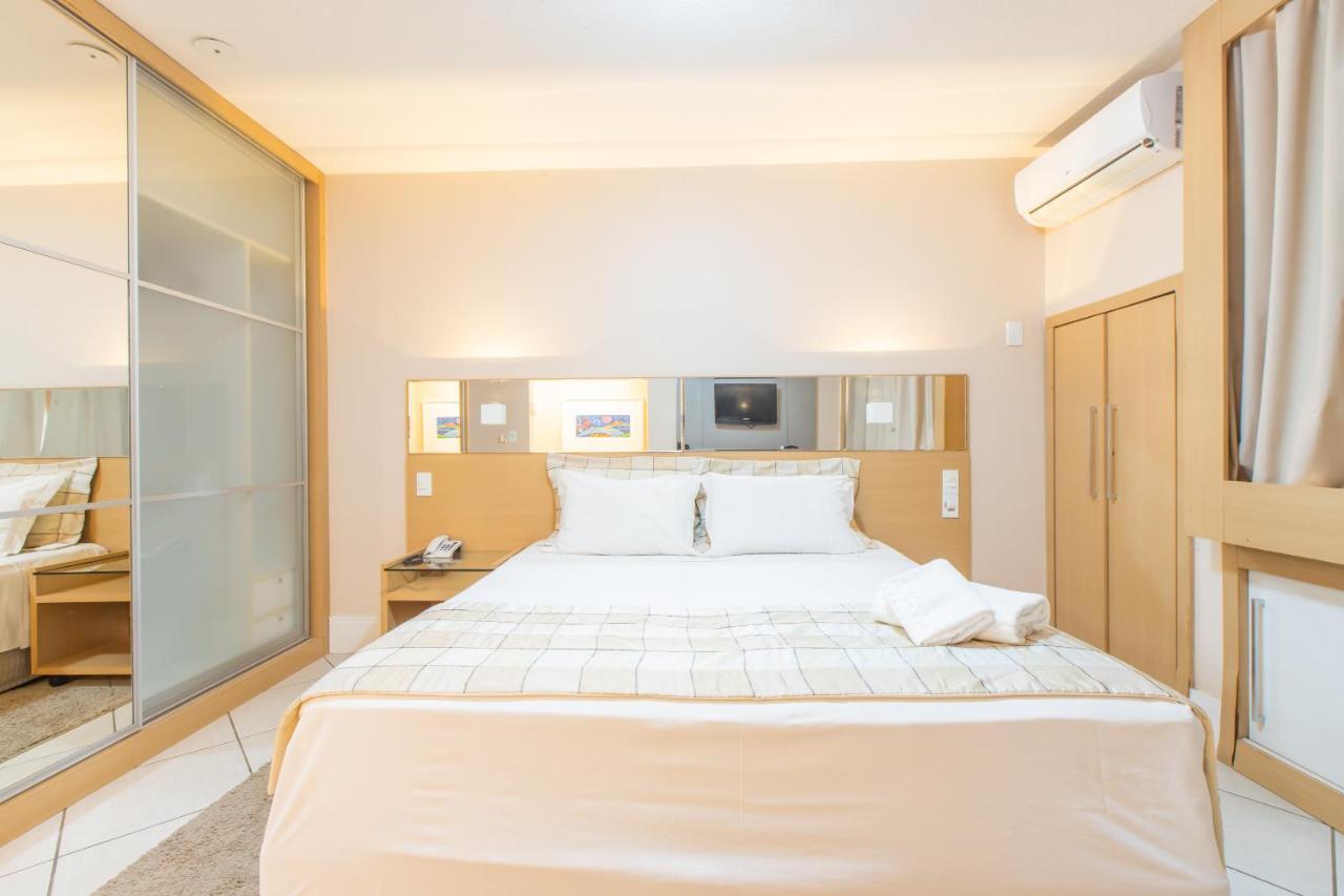 Delupo Hotel - Livin Studios Criciuma  Kültér fotó