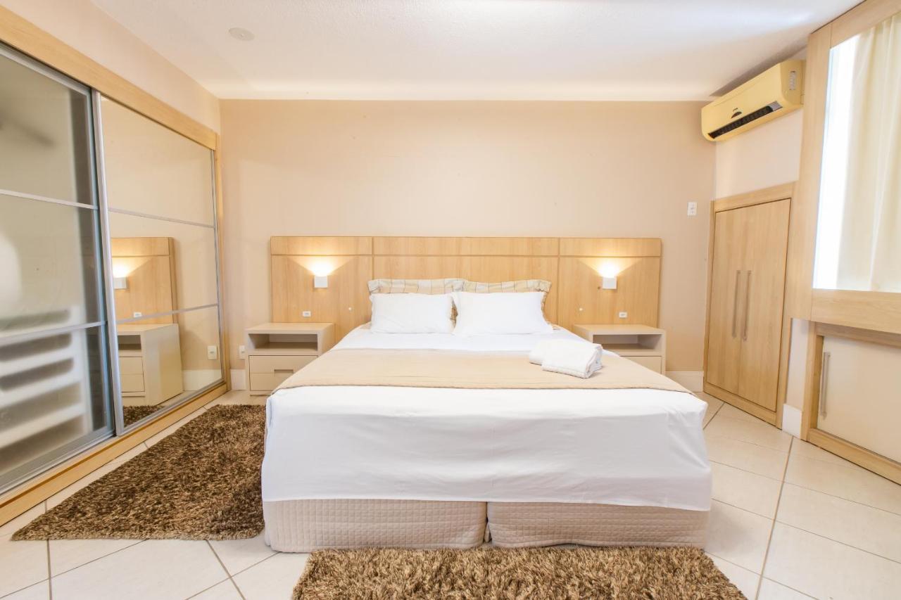 Delupo Hotel - Livin Studios Criciuma  Kültér fotó