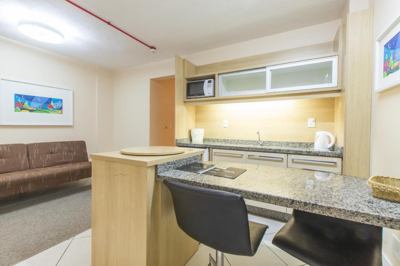 Delupo Hotel - Livin Studios Criciuma  Kültér fotó
